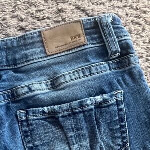 BKE Denim Gabby High Rise Curvy Skinny Capri or ankle jeans Medium Wash Size 27